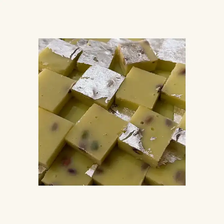 Pista Burfi